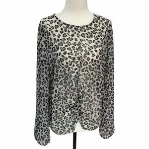 𝅺Highline Leopard Print Round Neck Top/Blouse Long Sleeve SzM